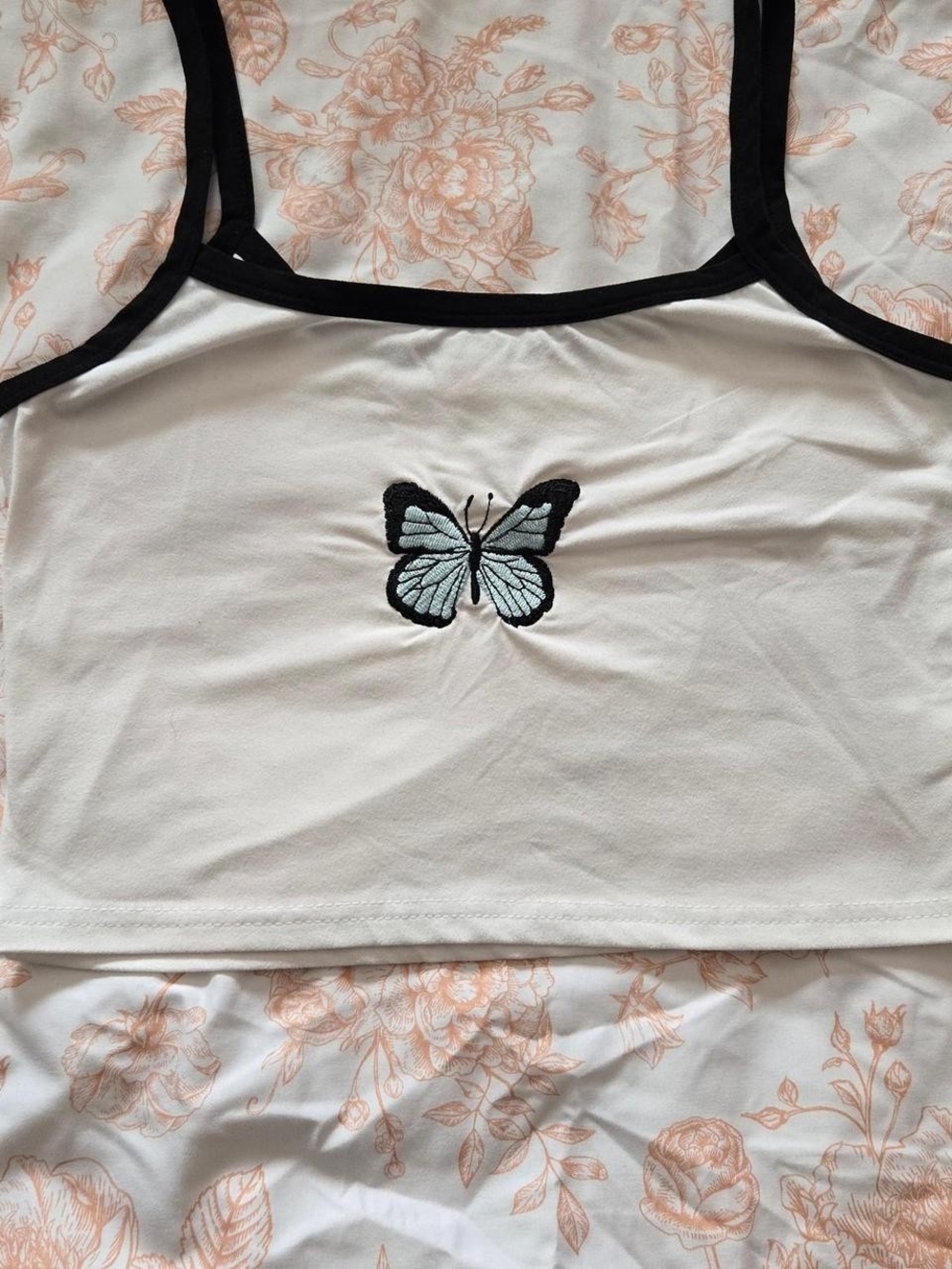ROMWE White Crop Camisole with Black Trim and Blue Butterfly